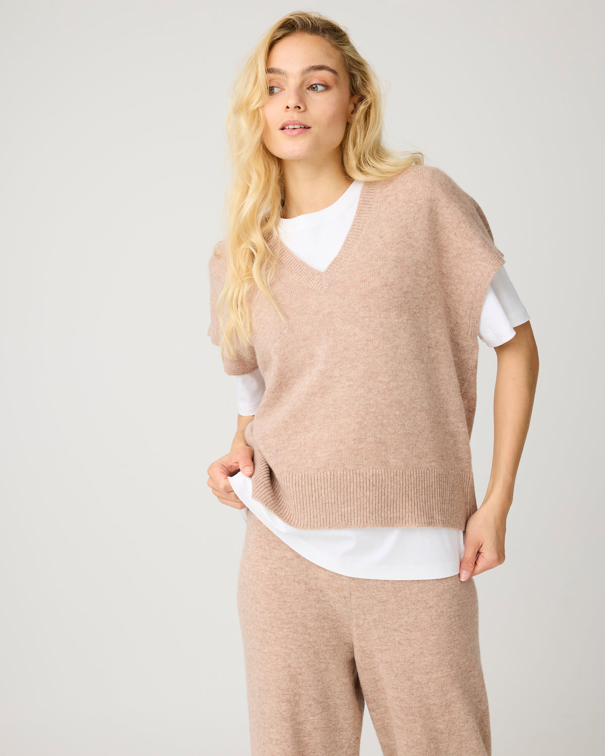 Lambswool knit vest - Kelp melange