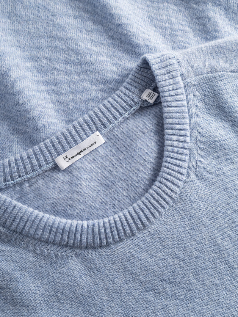 KnowledgeCotton Apparel - MEN Basic o-neck knit Knits 1322 Asley Blue