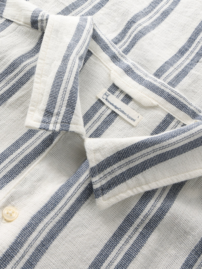 KnowledgeCotton Apparel - MEN Box short sleeve striped cotton shirt GOTS/Vegan Shirts 8021 Blue stripe