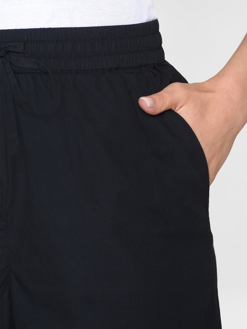 KnowledgeCotton Apparel - WMN CHLOE barrel high-rise poplin elastic waistband pants Pants 1300 Black Jet