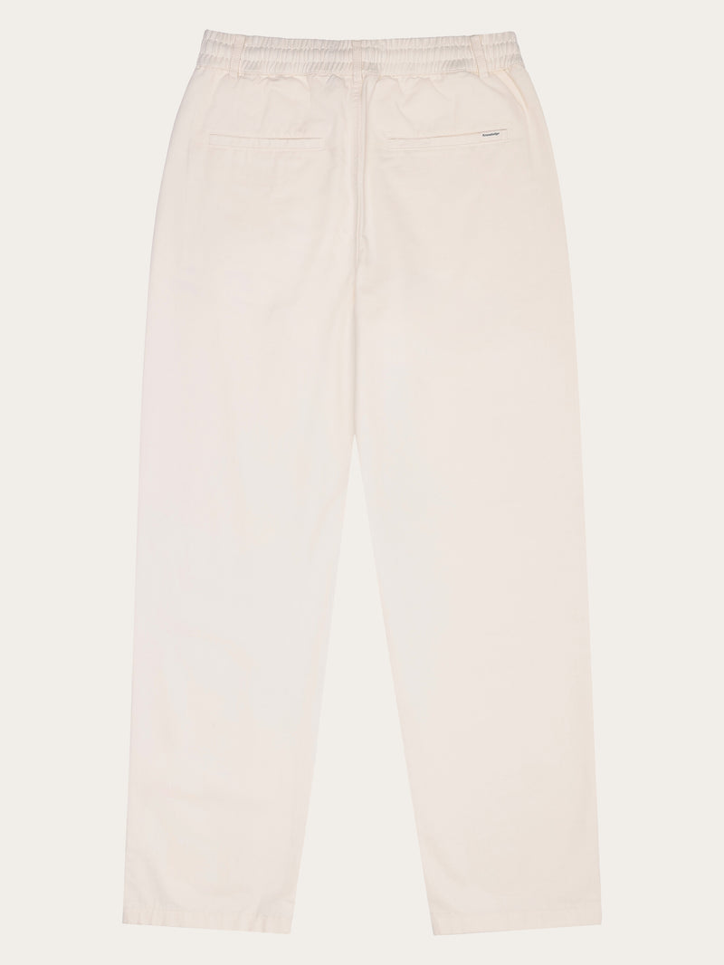 KnowledgeCotton Apparel - WMN CHLOE barrel mid-rise twill chino - GOTS/Vegan Pants 1387 Egret