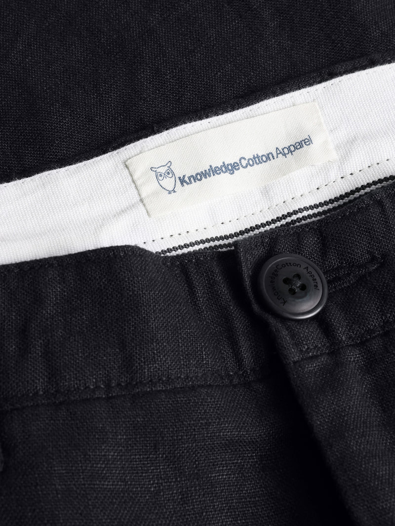 KnowledgeCotton Apparel - MEN CHUCK regular linen shorts - GOTS/Vegan Shorts 1450 Yarndyed - Total Eclipse