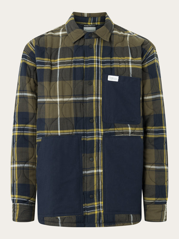 KnowledgeCotton Apparel - MEN Checked quilted oversized overshirt Overshirts 7023 Green check