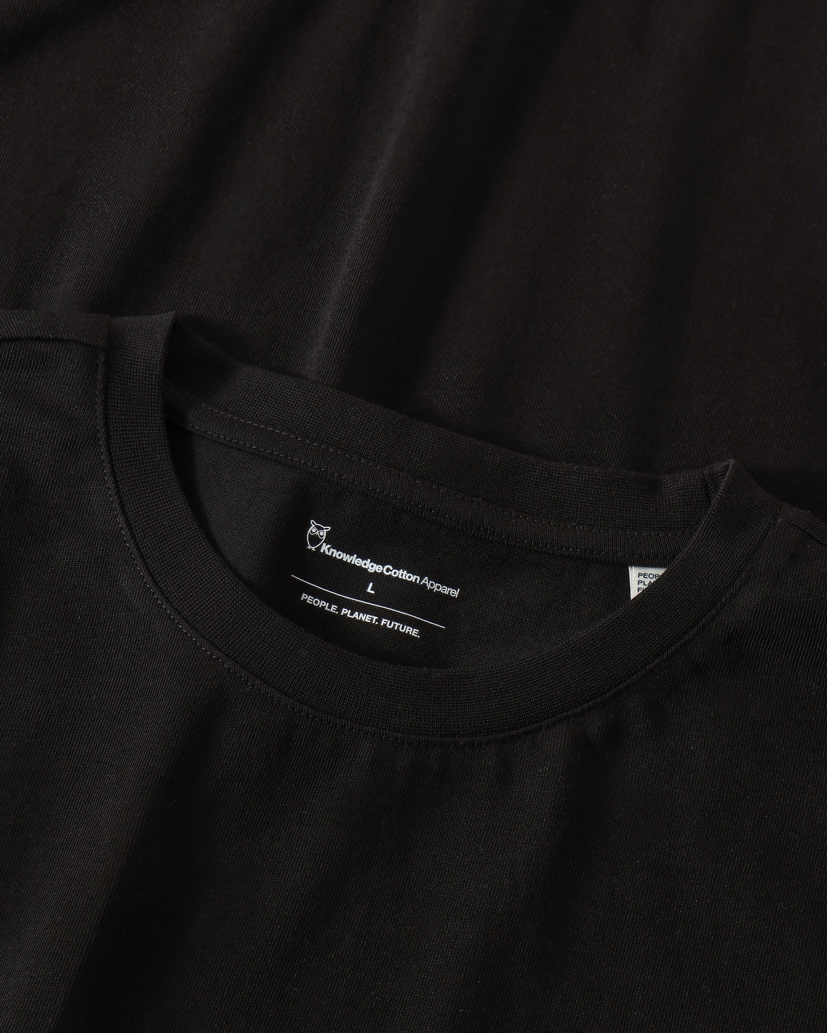 KnowledgeCotton Apparel - MEN Chest embroidery t-shirt T-shirts 1300 Black Jet