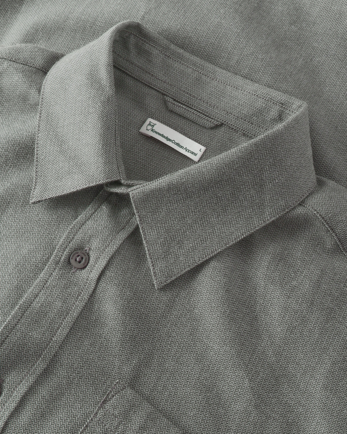 KnowledgeCotton Apparel - MEN Dune regular herringbone shirt Shirts 1090 Forest Night