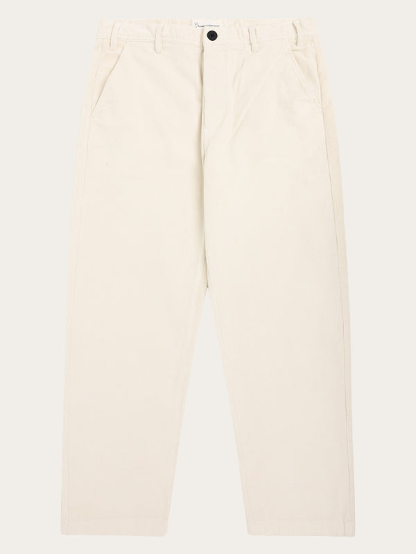 KnowledgeCotton Apparel - MEN FLINT wide corduroy chino pants Pants 1387 Egret