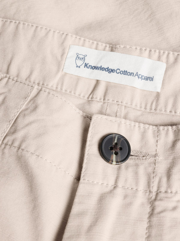 KnowledgeCotton Apparel - MEN FLINT wide slub yarn shorts - GOTS/Vegan Shorts 1228 Light feather gray