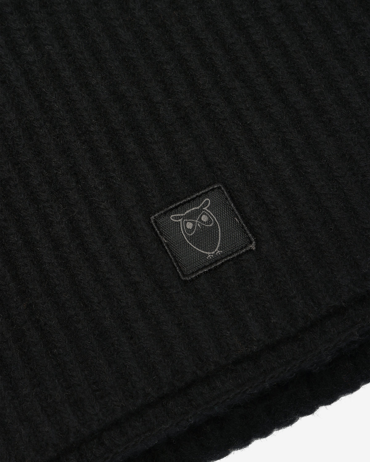 KnowledgeCotton Apparel - UNI Merino badge scarf Scarfs 1300 Black Jet