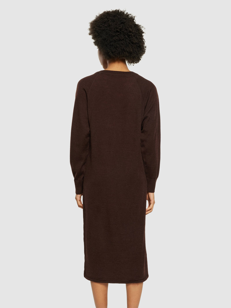 KnowledgeCotton Apparel - WMN Merino mid length v-neck dress - RWS Dresses 1243 Demitasse (brown)