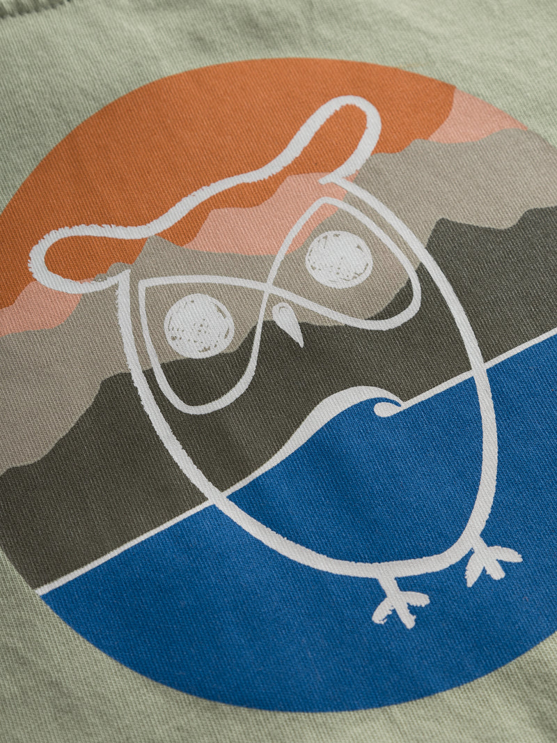 KnowledgeCotton Apparel - YOUNG Mountain owl front print t-shirt T-shirts 1380 Swamp