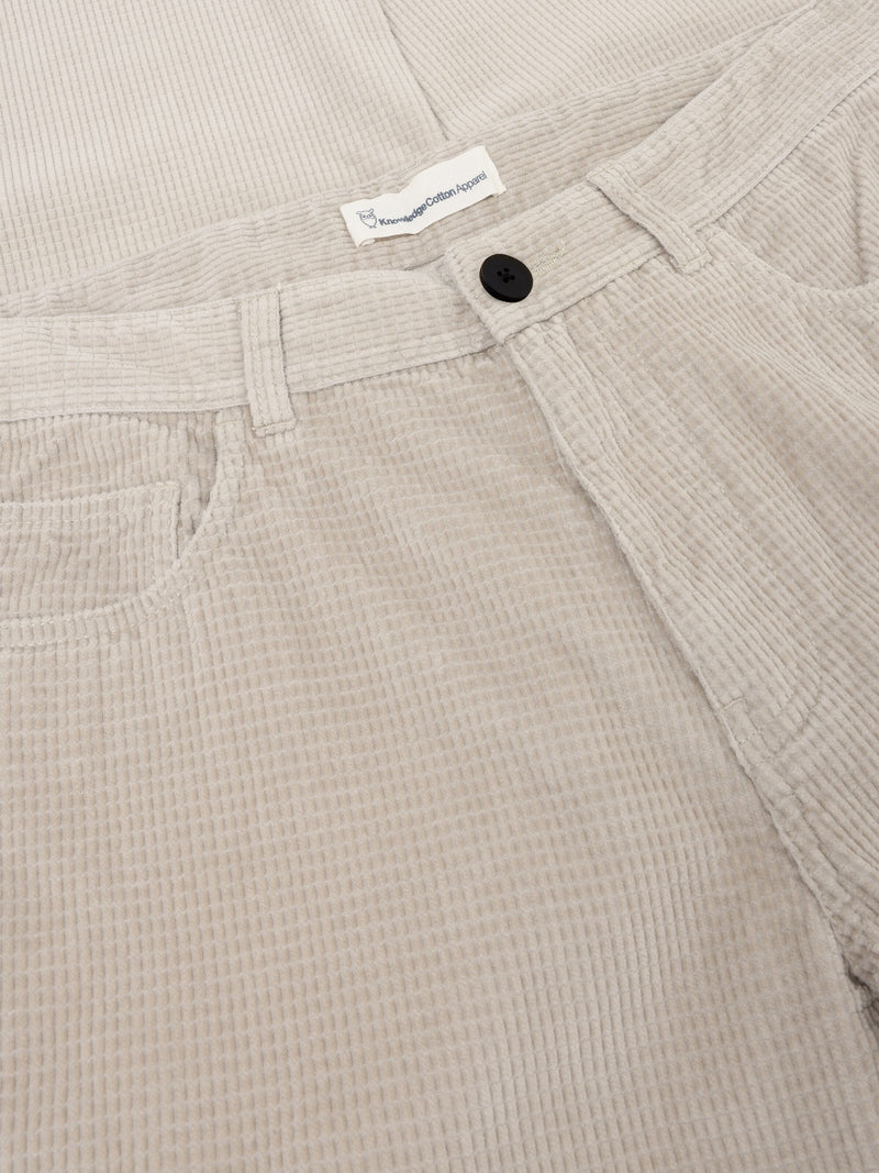 KnowledgeCotton Apparel - MEN Organic Cotton Chuck 5-pocket Corduroy Pants GOTS Pants 1228 Light feather gray