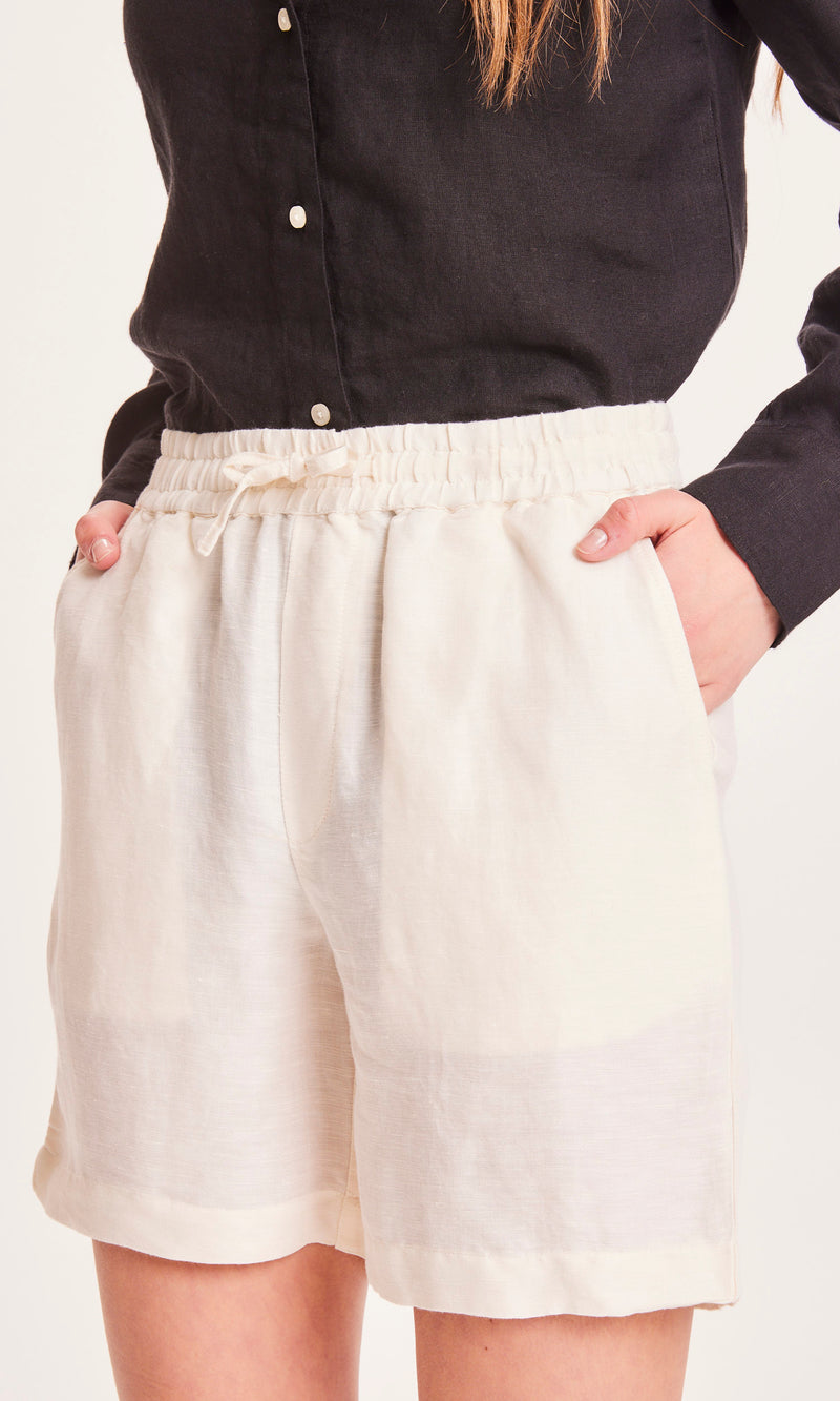 KnowledgeCotton Apparel - WMN POSEY linen mix elastic waist shorts Shorts 1348 Buttercream