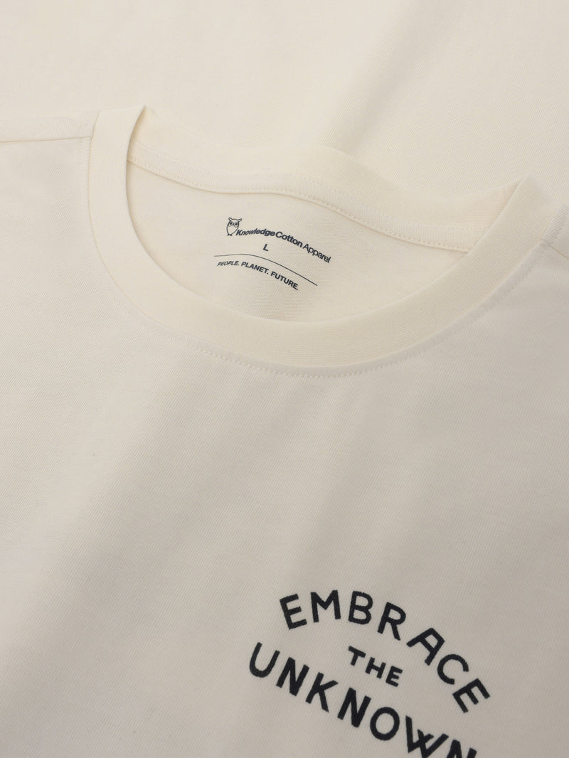 KnowledgeCotton Apparel - MEN Regenerative Organic Cotton Back Print T-Shirt GOTS T-shirts 1387 Egret