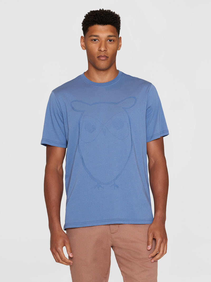 KnowledgeCotton Apparel - MEN Regular big owl front print t-shirt - GOTS/Vegan T-shirts 1432 Moonlight Blue
