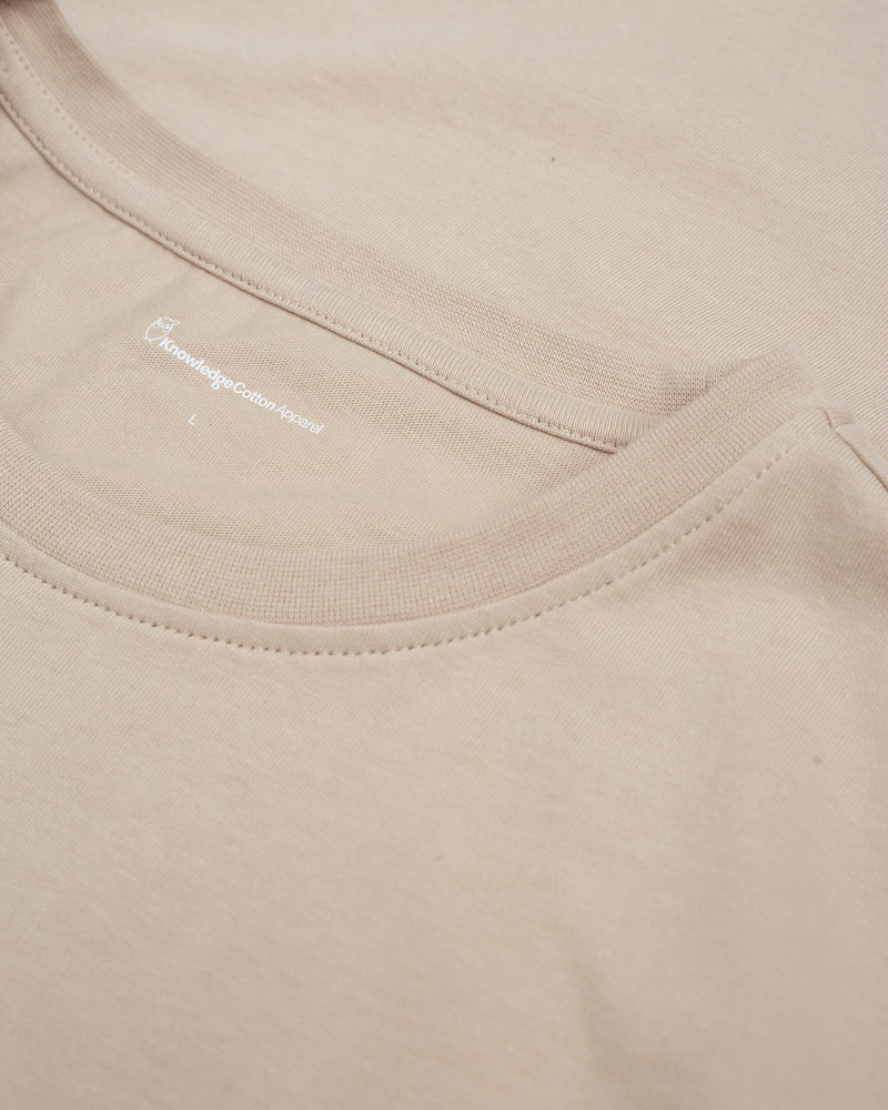 Regular Fit Badge T-Shirt - Light feather gray