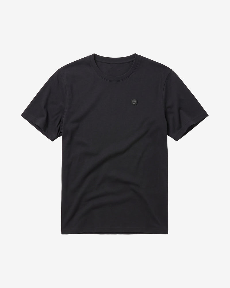 KnowledgeCotton Apparel - MEN Regular fit Badge t-shirt T-shirts 1300 Black Jet