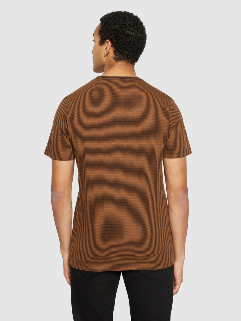 KnowledgeCotton Apparel - MEN Regular fit Striped basic tee T-shirts 8035 Dark Brown Stripe