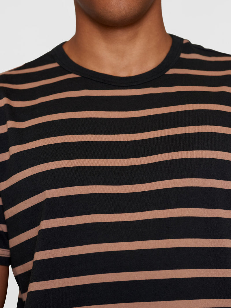 KnowledgeCotton Apparel - MEN Regular short sleeve cotton striped o-neck t-shirt - GOTS/Vegan T-shirts 8026 Brown stripe