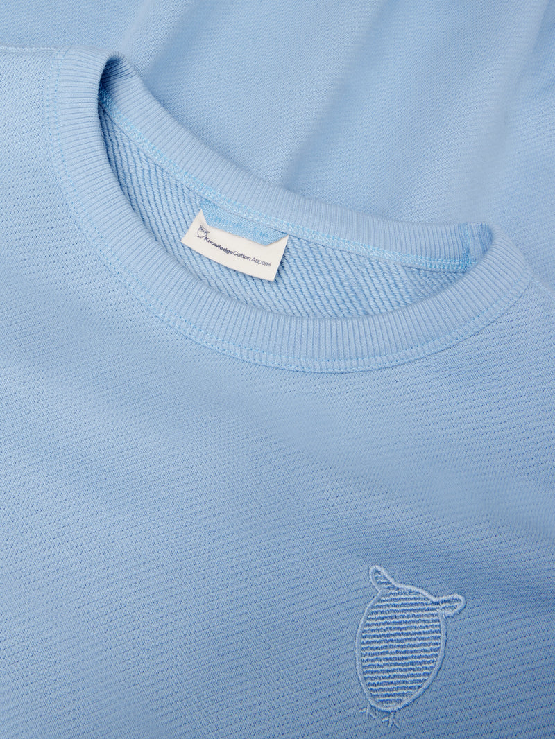 KnowledgeCotton Apparel - MEN Straight fit sweat with embroidery at chest Sweats 1463 Glacier Lake