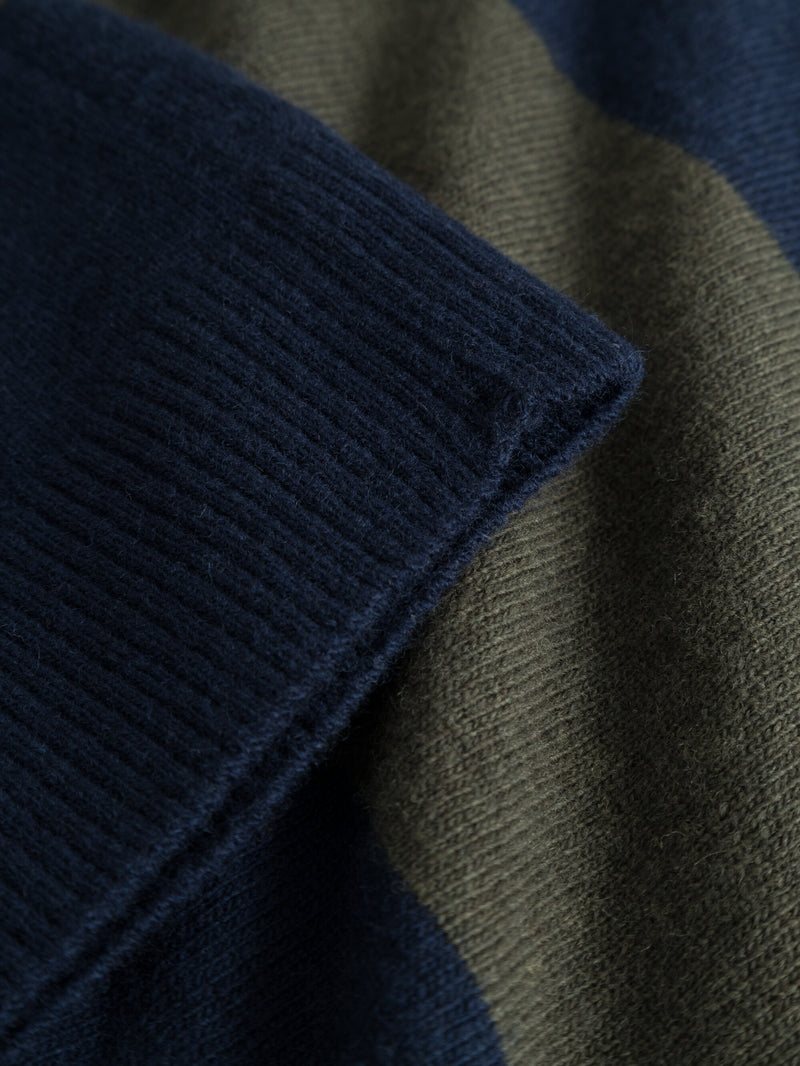 KnowledgeCotton Apparel - MEN Stripes O-neck knit - Knits 8023 Green stripe