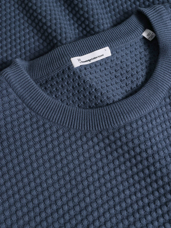 KnowledgeCotton Apparel - MEN VAGN regular bubble knit crew neck - Regenerative Organic Certified - GOTS/Vegan Knits 1226 Vintage Indigo