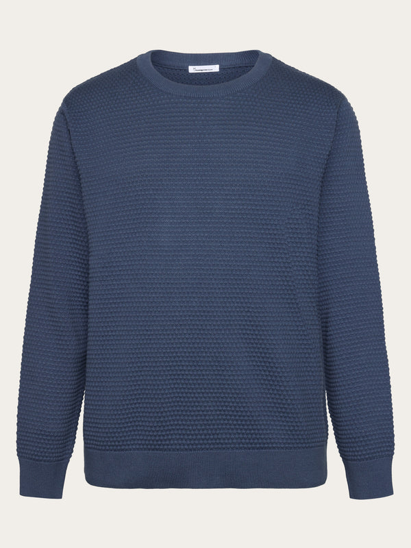 KnowledgeCotton Apparel - MEN VAGN regular bubble knit crew neck - Regenerative Organic Certified - GOTS/Vegan Knits 1226 Vintage Indigo