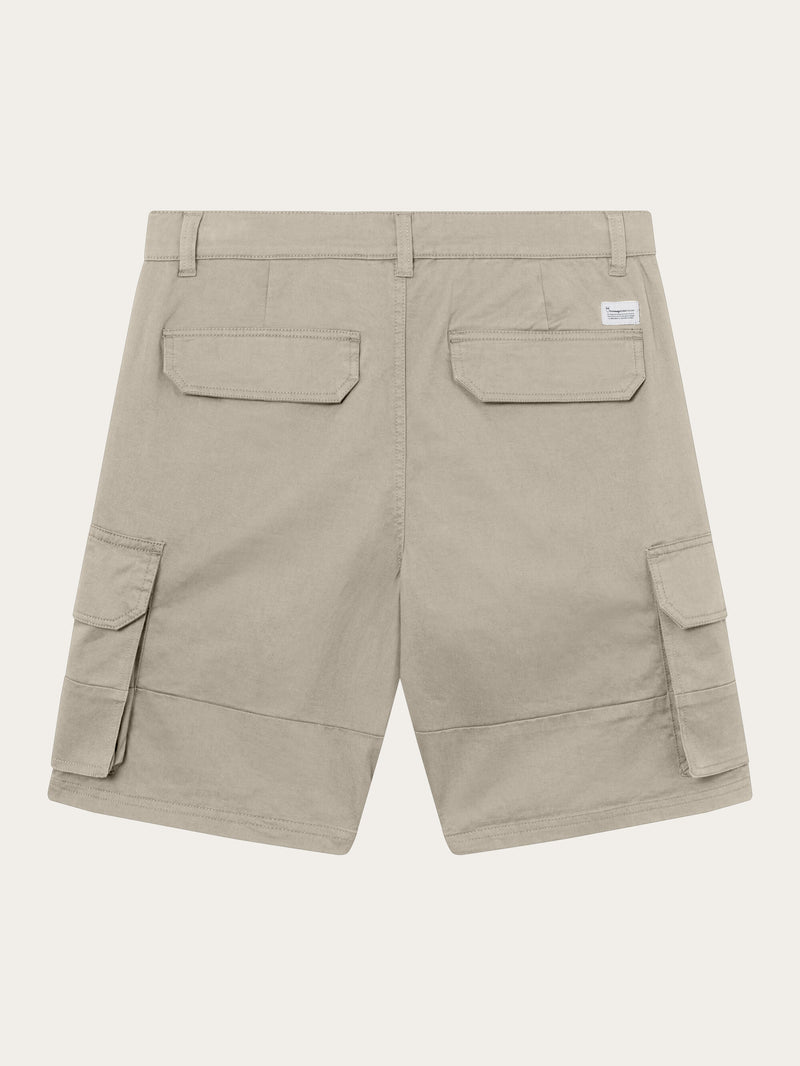 KnowledgeCotton Apparel - MEN Cargo stretched twill shorts Shorts 1228 Light feather gray