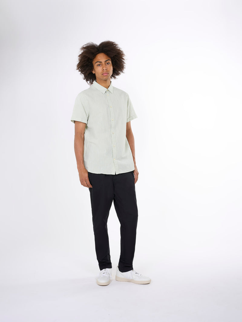KnowledgeCotton Apparel - MEN Custom fit linen short sleeve shirt Shirts 1380 Swamp