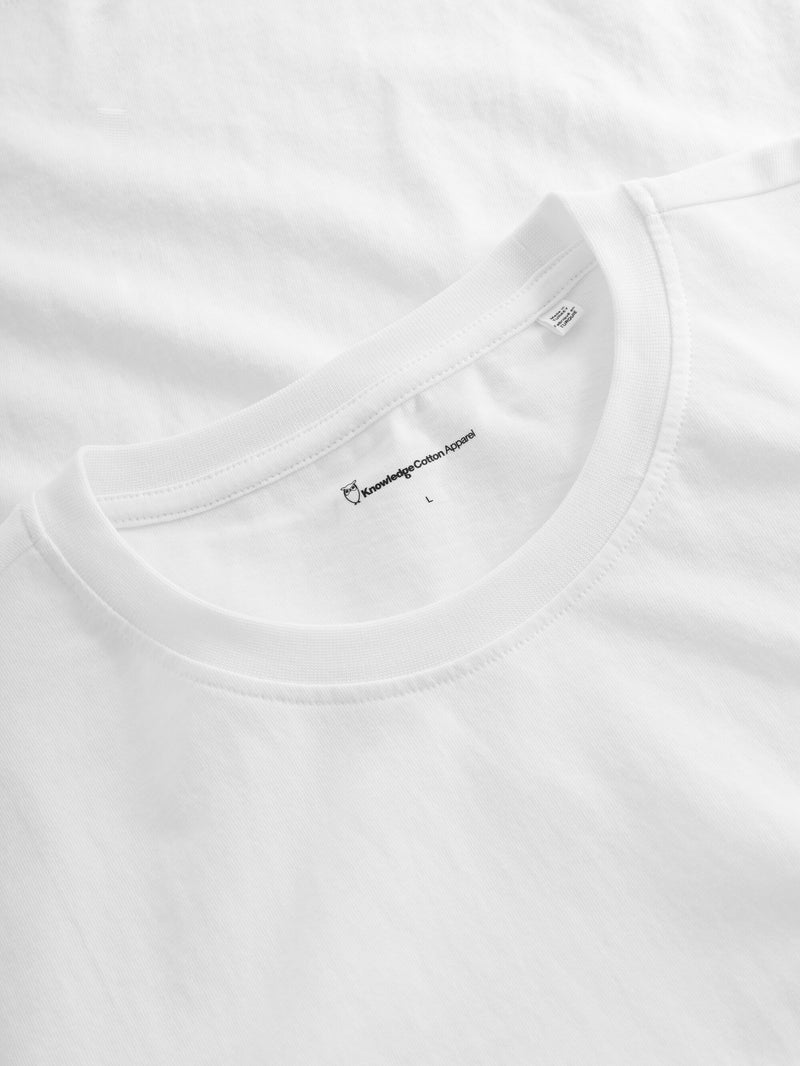 KnowledgeCotton Apparel - MEN Regular fit Badge t-shirt T-shirts 1010 Bright White