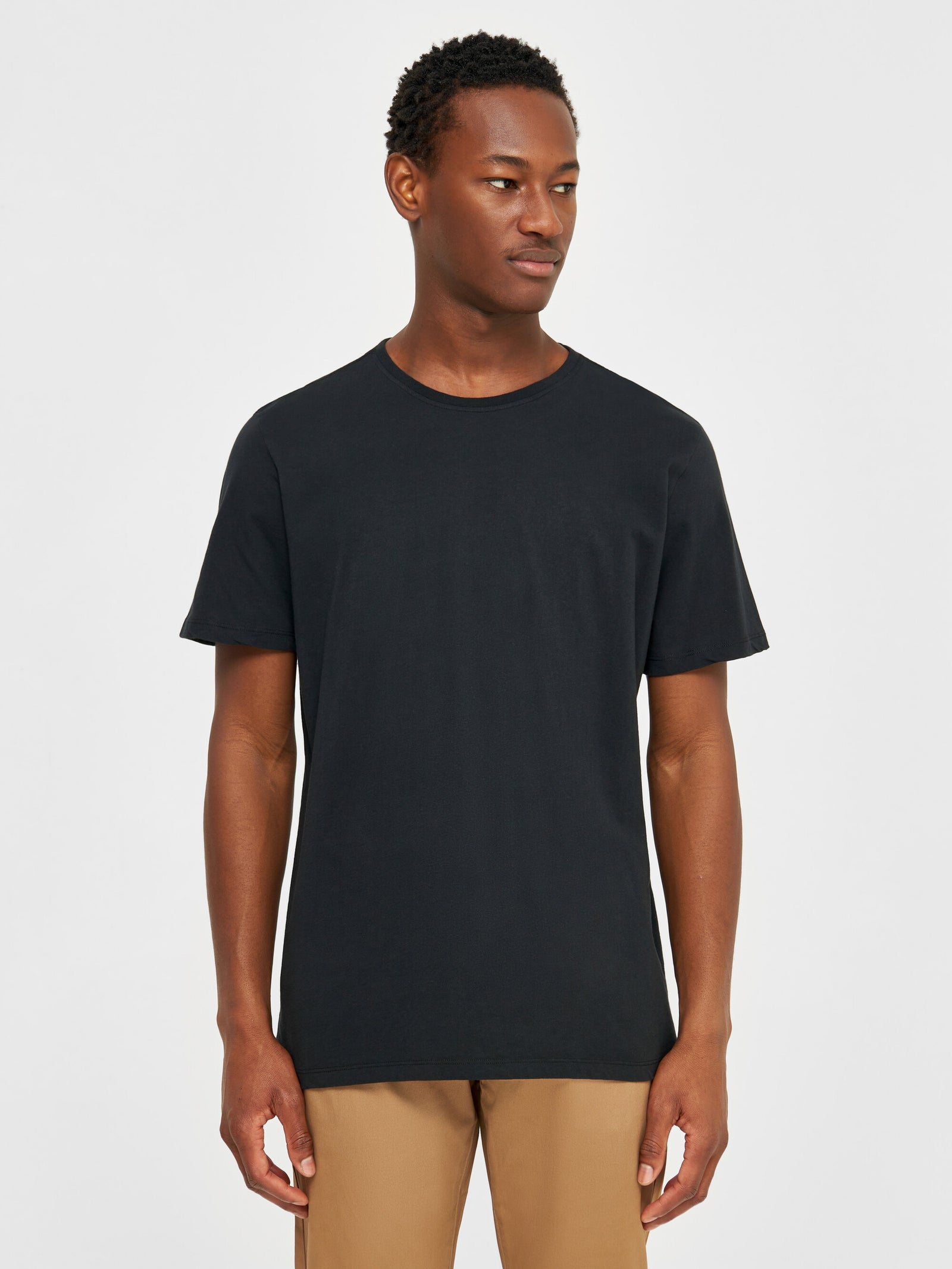 Regular fit Basic tee Black Jet von KnowledgeCotton Apparel kaufen